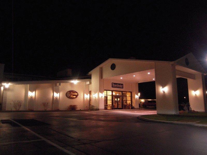 Travelodge Inn & Suites Latham Exterior foto